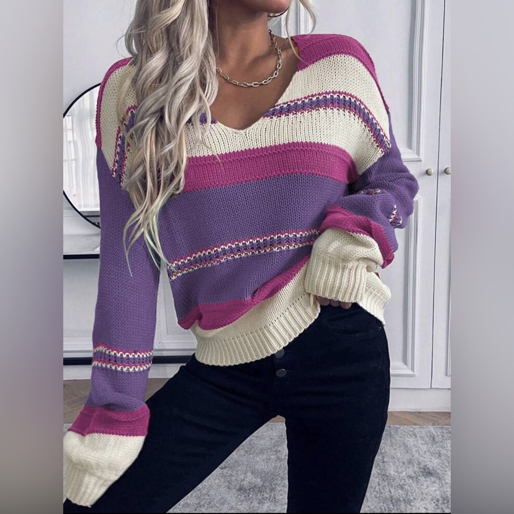 Striped Sweater 💕
